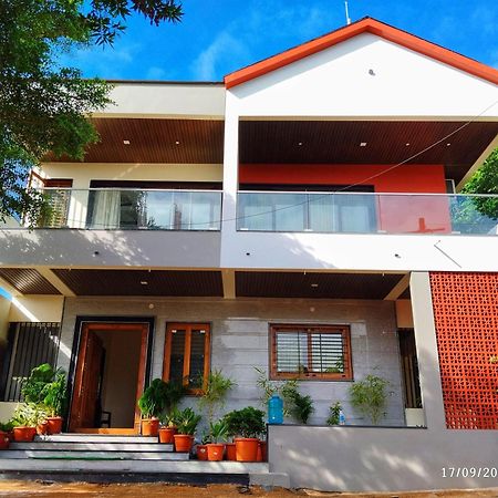 Arjun Homestay 亨比 外观 照片