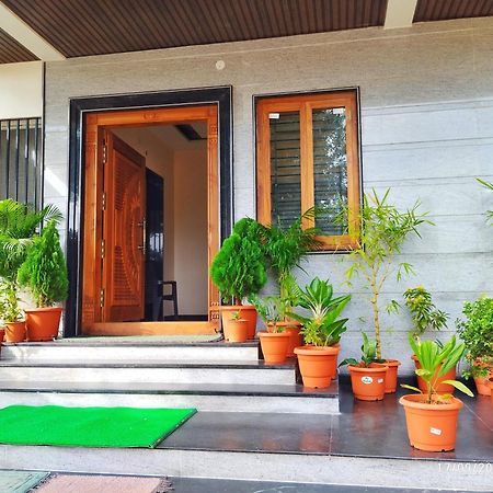 Arjun Homestay 亨比 外观 照片