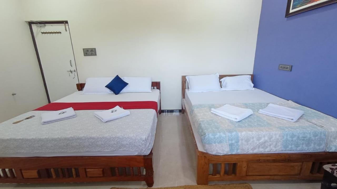 Arjun Homestay 亨比 外观 照片